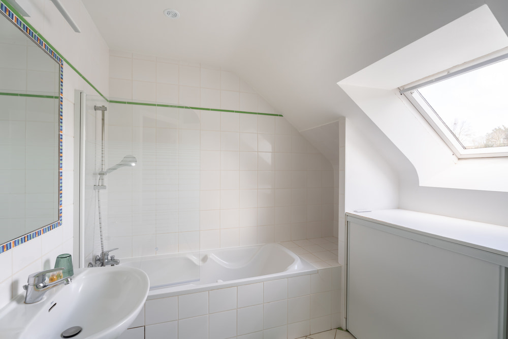 Gite Le Pressoir Salle de bain avec baignoire