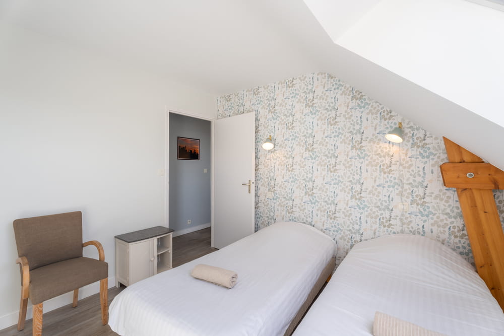 Gite Le Pressoir chambre 2 lits simples à l'étage